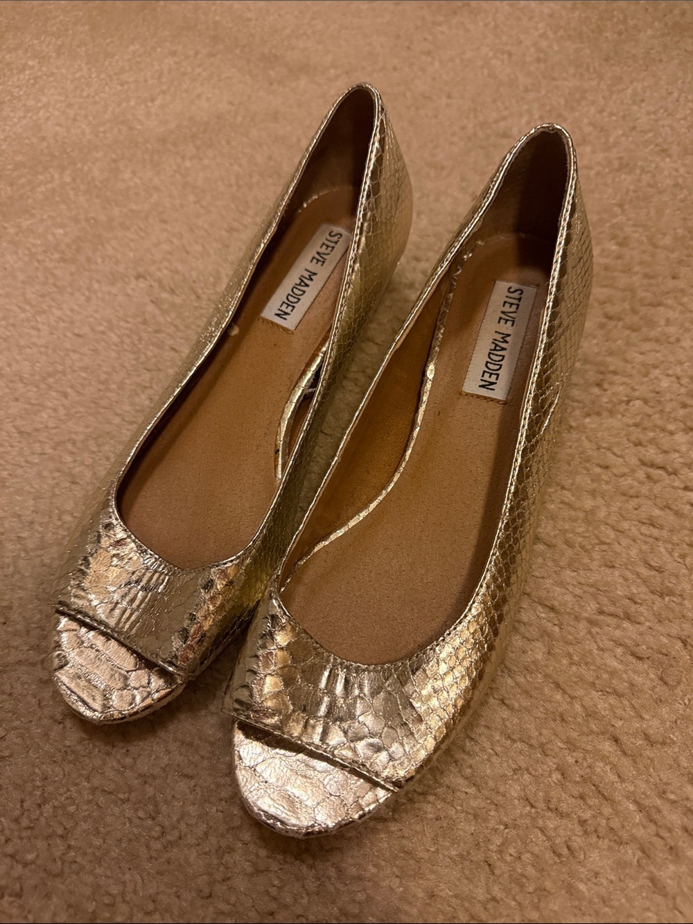 Steve Madden Gold Metallic Textured Peep-Toe Flats